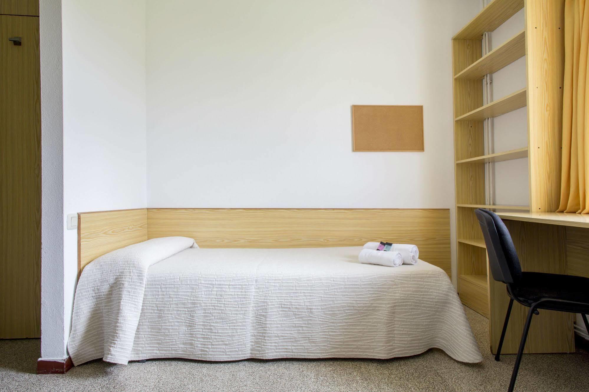 Residencia Universitaria Resa Siglo XXI クジェレード エクステリア 写真